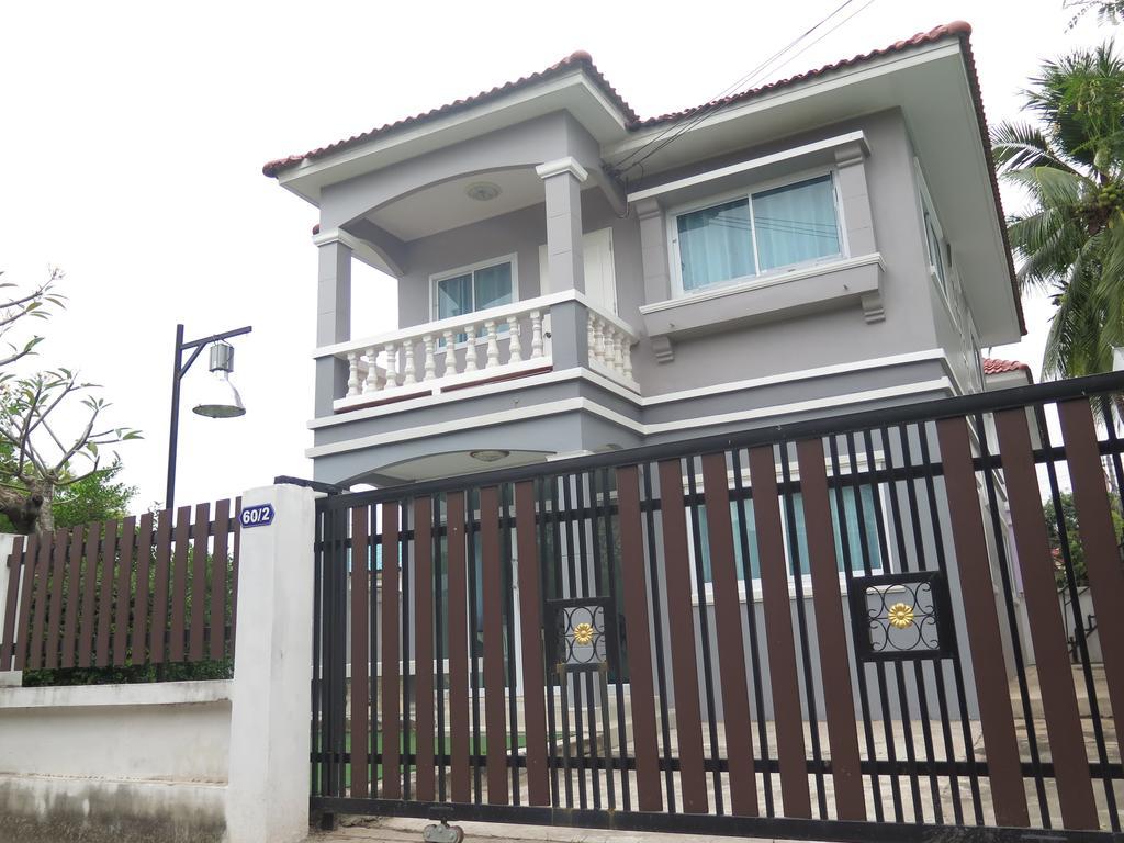 Your Place Inn Surin Exterior photo